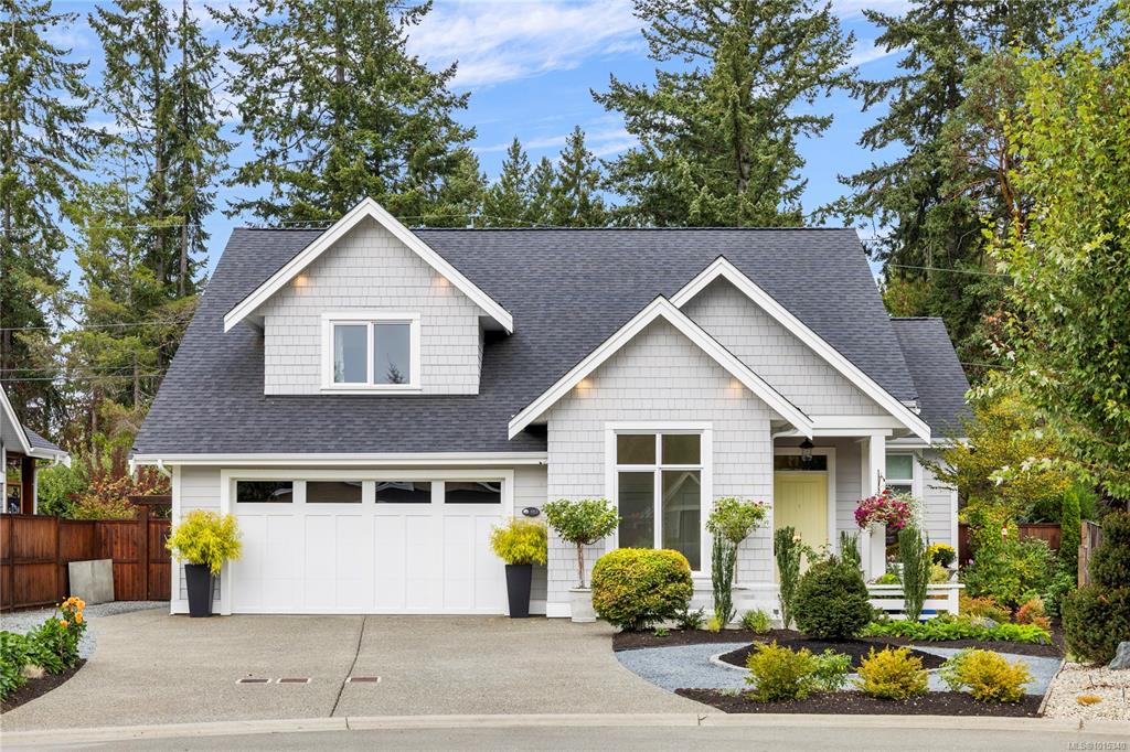 1353 Parkhurst Pl, 1015340, BC,