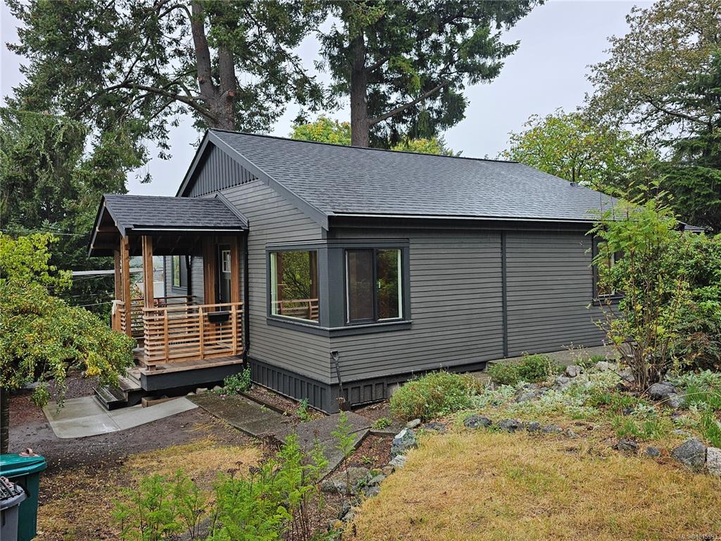 227 Stormont Rd, 1015393, BC,