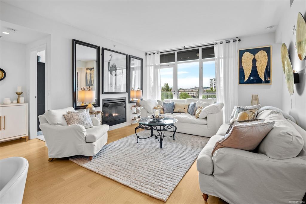 Third View of 100 Saghalie Rd, Victoria, BC, V9A 0A1