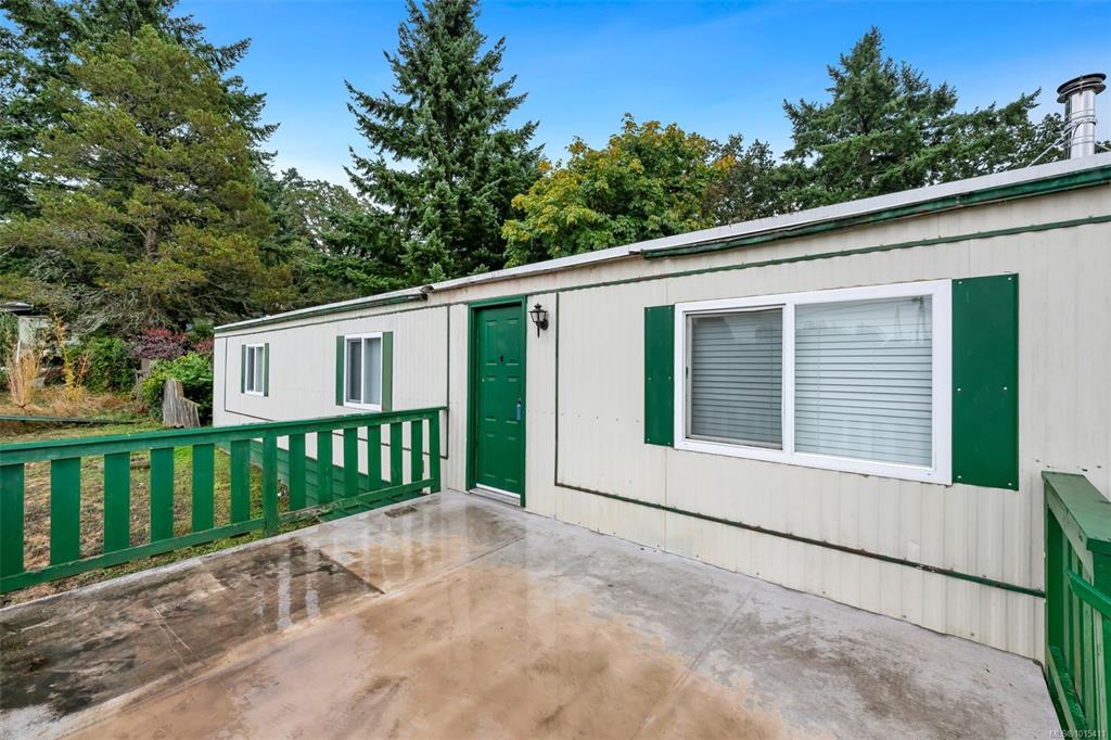 7390 West Saanich Rd, 1015411, BC,