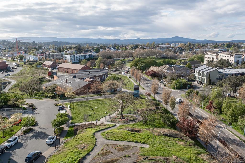 Second View of 83 Saghalie Rd, Promontory Bayview, Victoria, BC, V9A 0E7