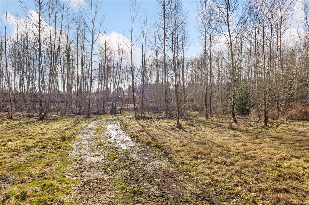 Third View of 2745 Shaver Rd, Coombs, BC, V9K 1Y3