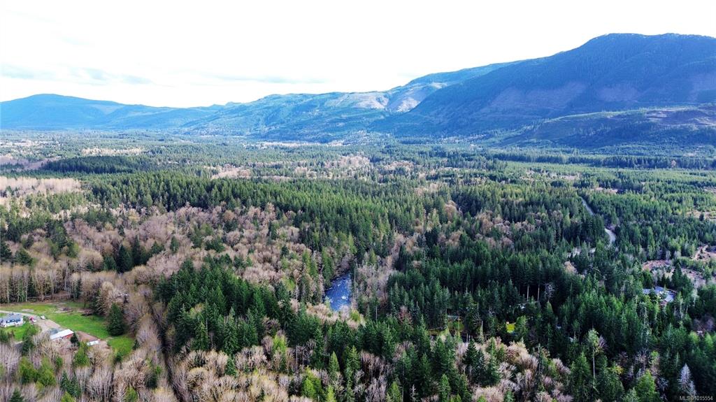 Second View of 7531 Cowichan Lake Rd, Lake Cowichan, BC, V0R 2G0