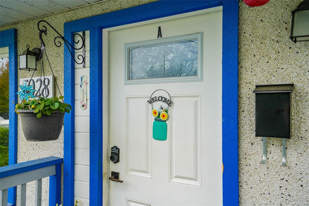 5028 Richardson Rd, 1015657, BC,