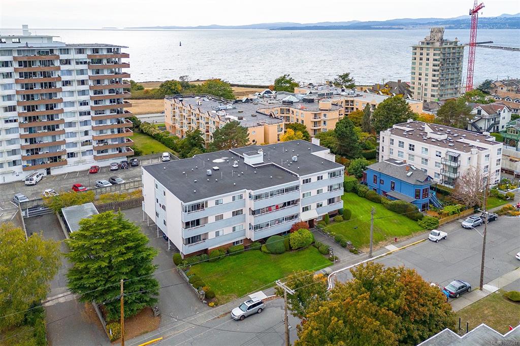 Main View of 545 Rithet St, Aaron House, Victoria, BC, V8V 1E4