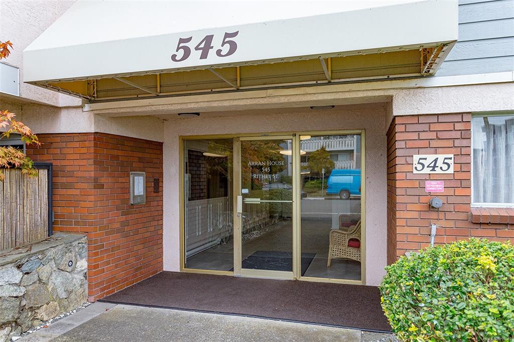 Fifth View of 545 Rithet St, Aaron House, Victoria, BC, V8V 1E4