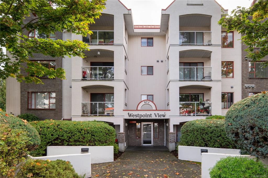 Second View of 873 Esquimalt Rd, Esquimalt, BC, V9A 3M5