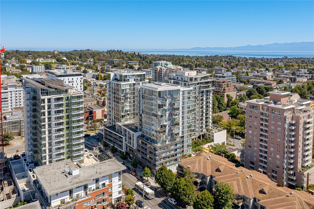 989 Johnson St, 1015790, BC,
