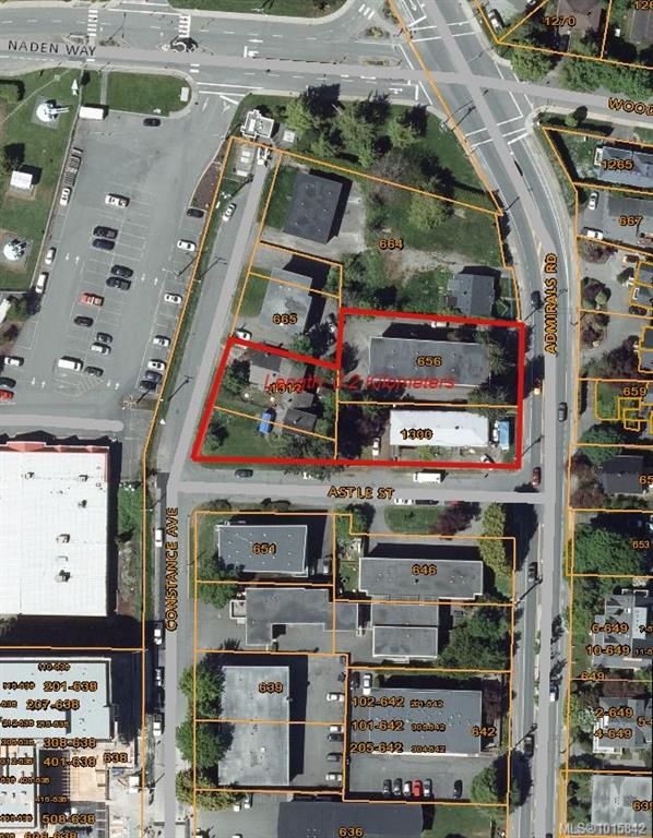 Second View of 656 Admirals Rd, Esquimalt, BC, V9A 4X9