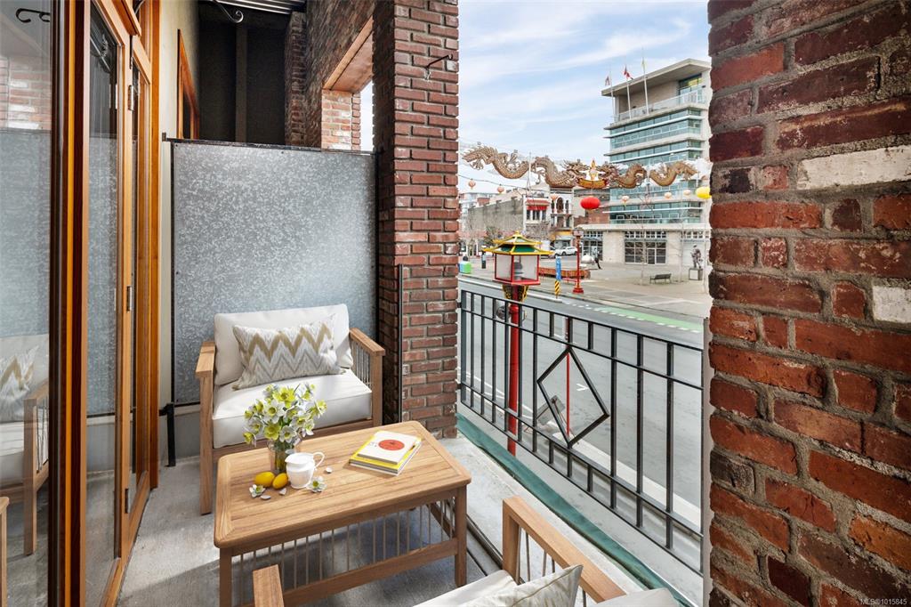 Third View of 588 Pandora Ave, Kinemacolour, Victoria, BC, V8W 1N7