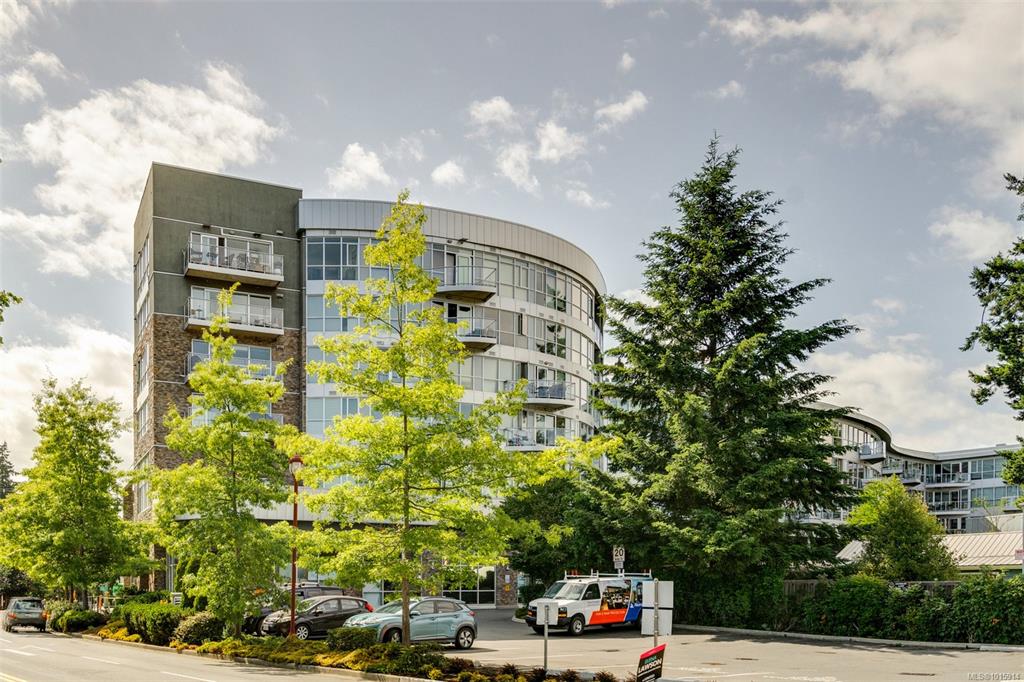 2745 Veterans Memorial Pkwy, 1015914, BC,