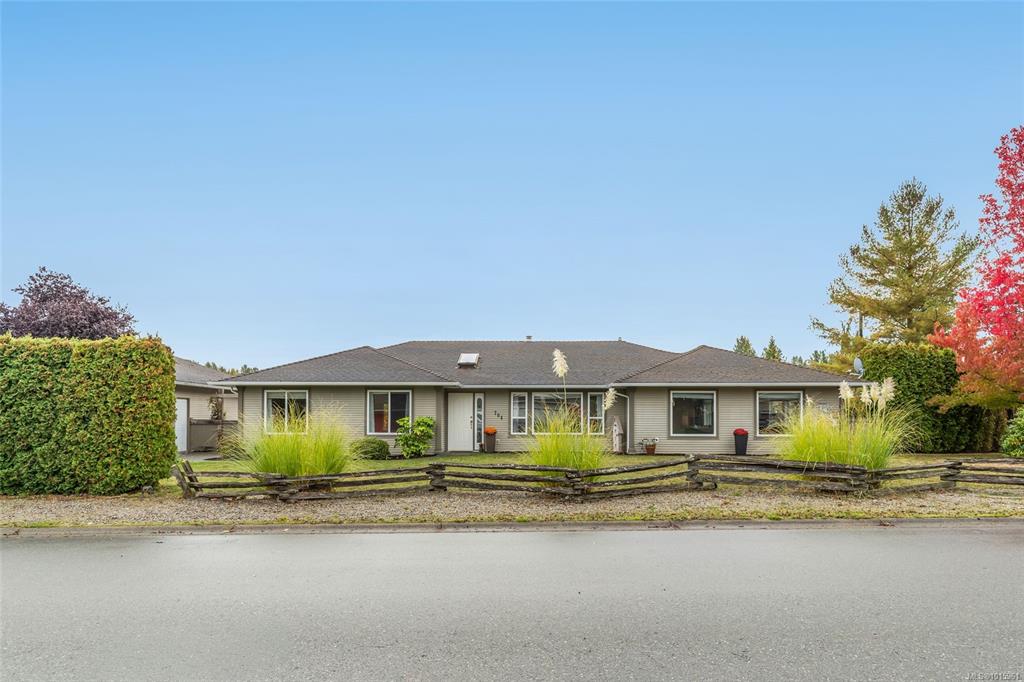 704 Foxtail Ave, 1015961, BC,