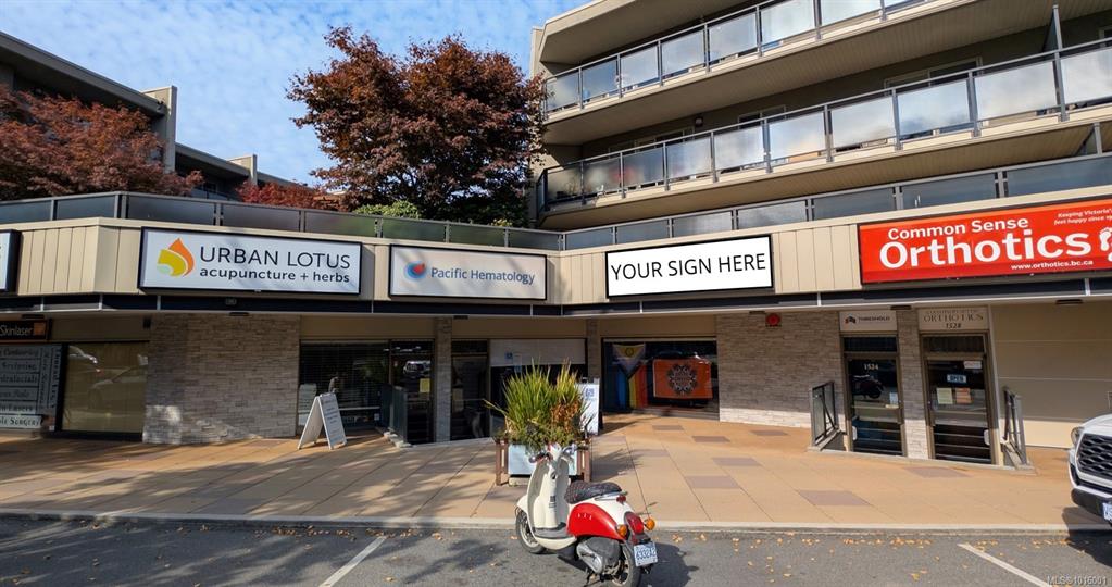 1524 Fort St, 1016001, BC,