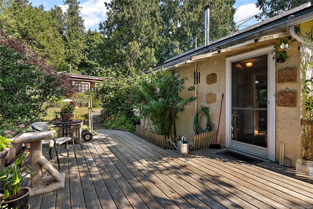 1720 Swartz Bay Rd, 1016002, BC,