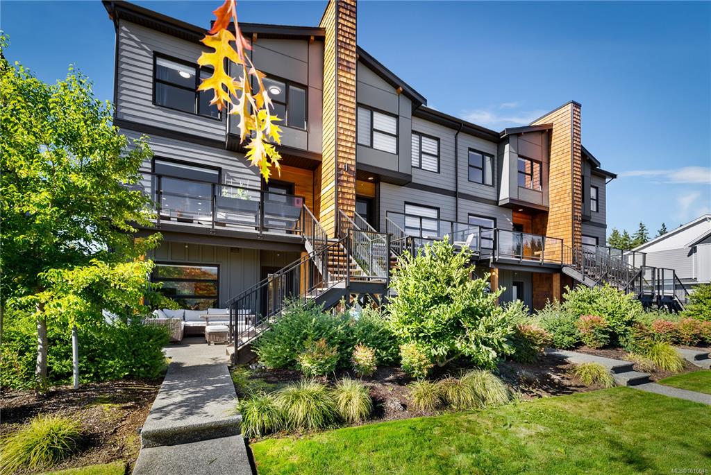 3016 Alder St S, 1016048, BC,