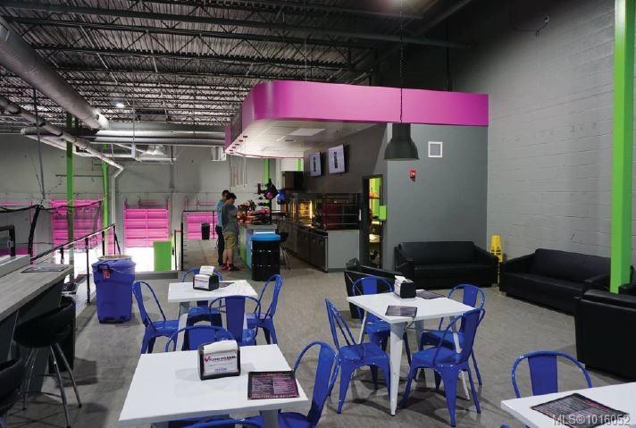 Fourth View of 808 Viewfield Rd, Esquimalt, BC, V9A 4V1