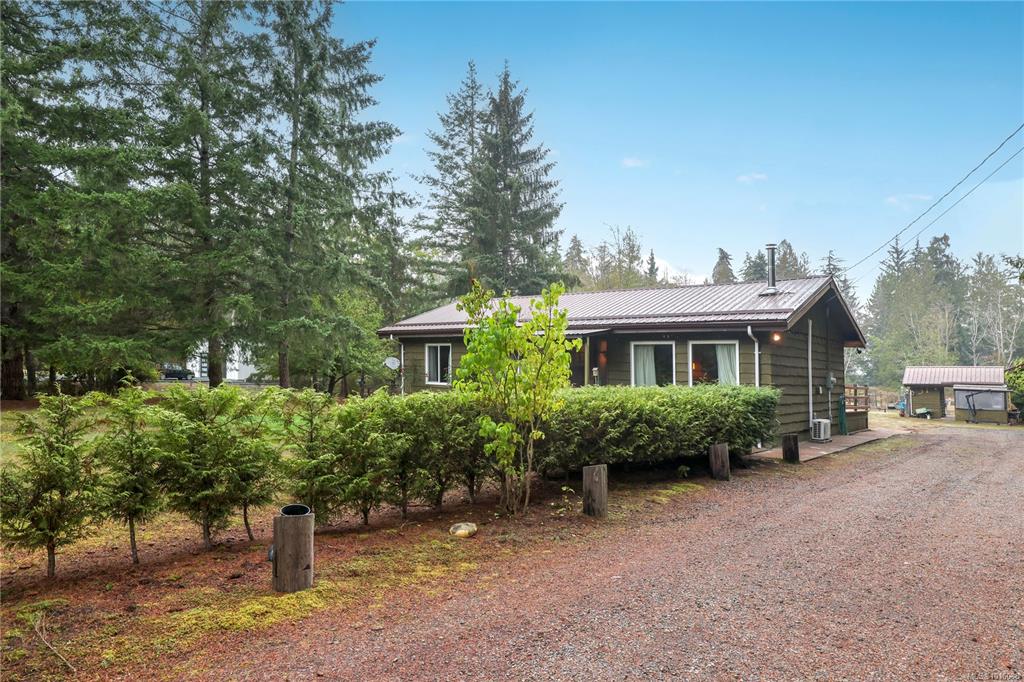 372 Bates Dr, 1016088, BC,