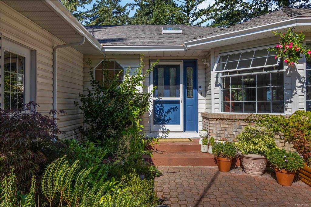 646 Cains Way, 1016114, BC,