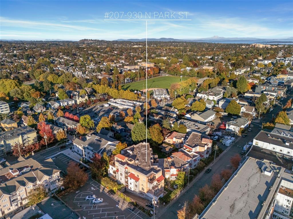 930 North Park St, 1016126, BC,