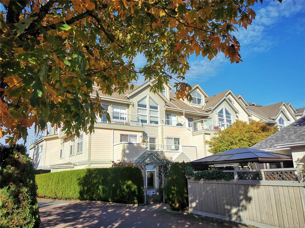 2250 James White Blvd, 1016137, BC,