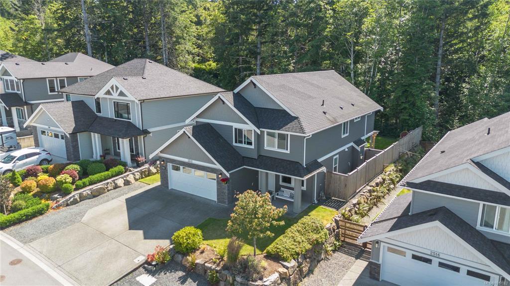 2512 West Trail Crt, 1017162, BC,