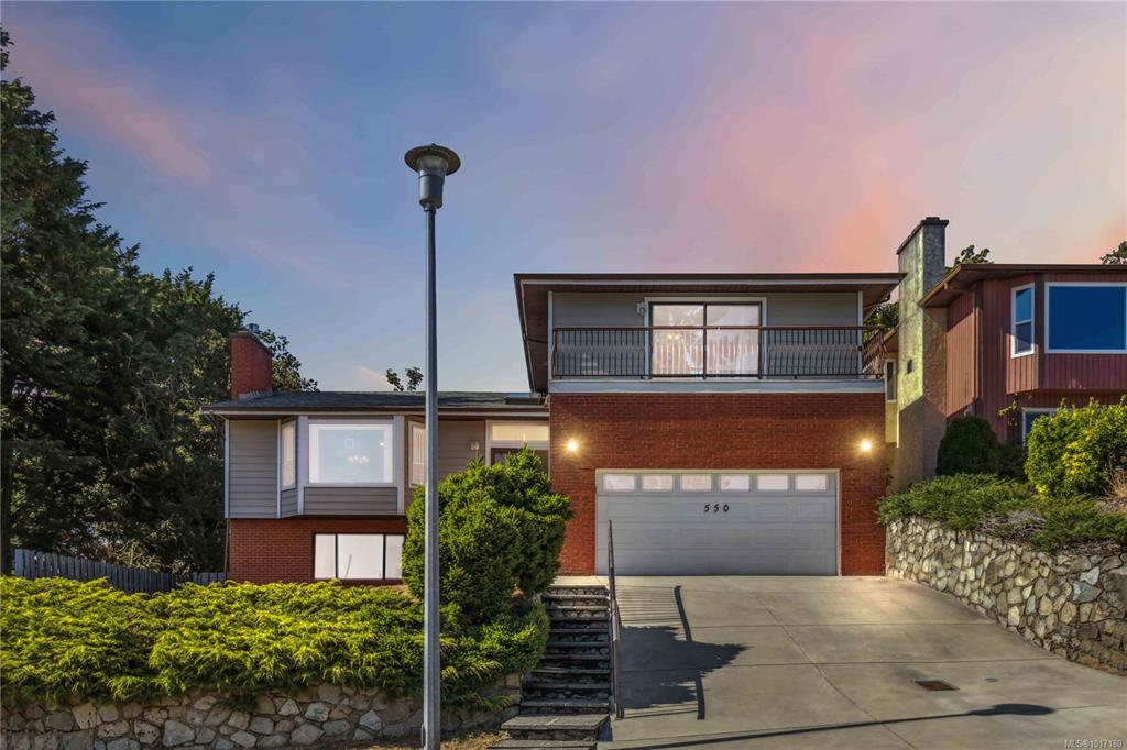 550 Fermoy Pl, 1017180, BC,