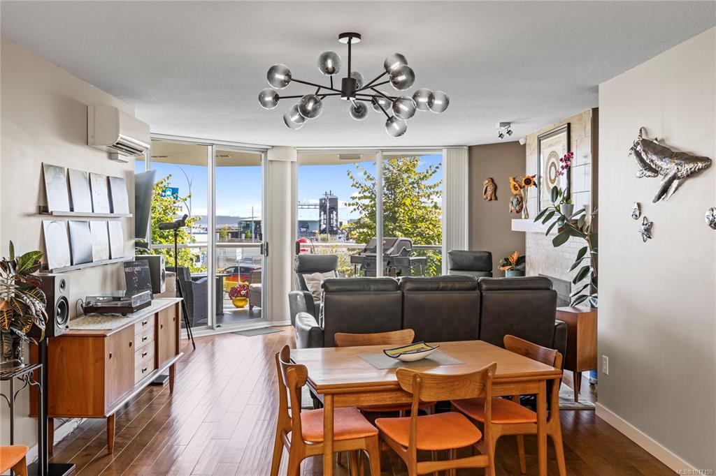 158 Promenade Dr, 1017190, BC,