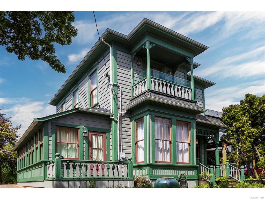 Main View of 332 Catherine St, Victoria, BC, V9A 3S8