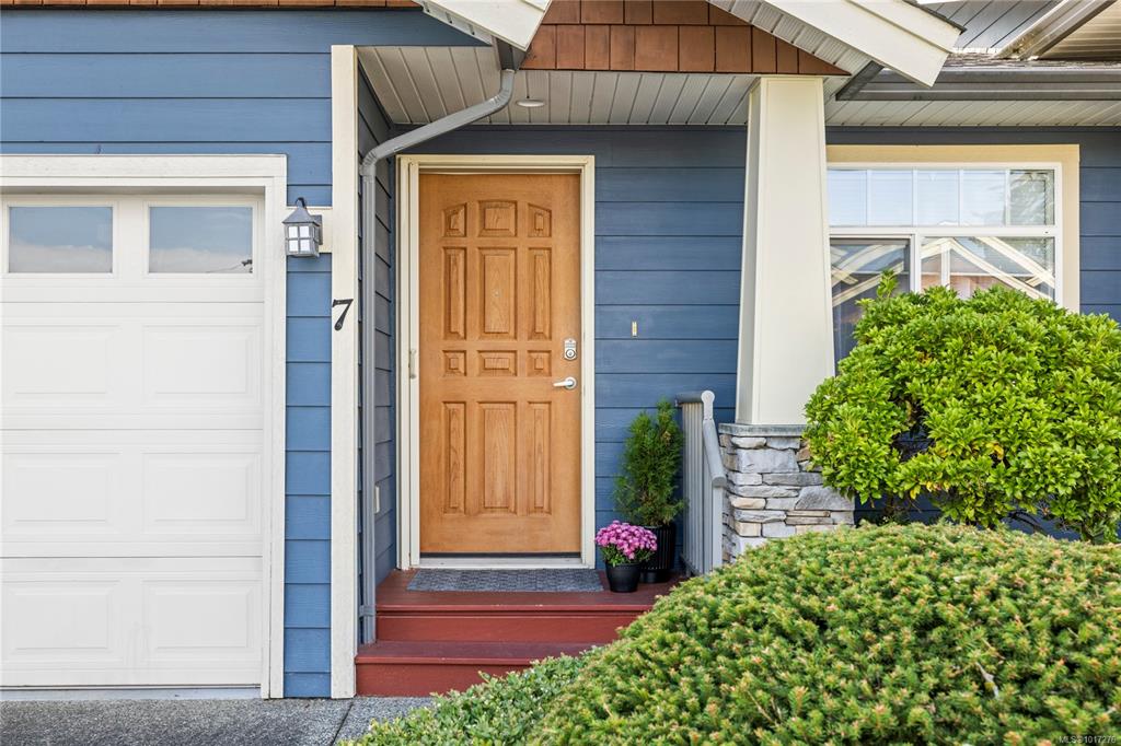 332 Belaire St, 1017276, BC,