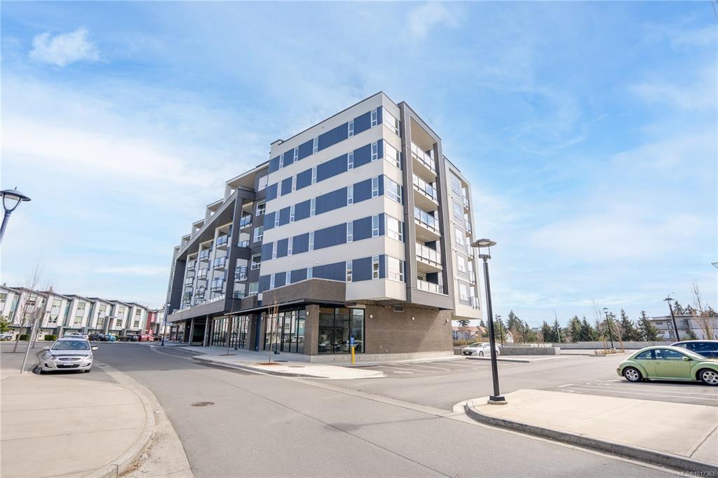 947 Whirlaway Cres, 1017363, BC,