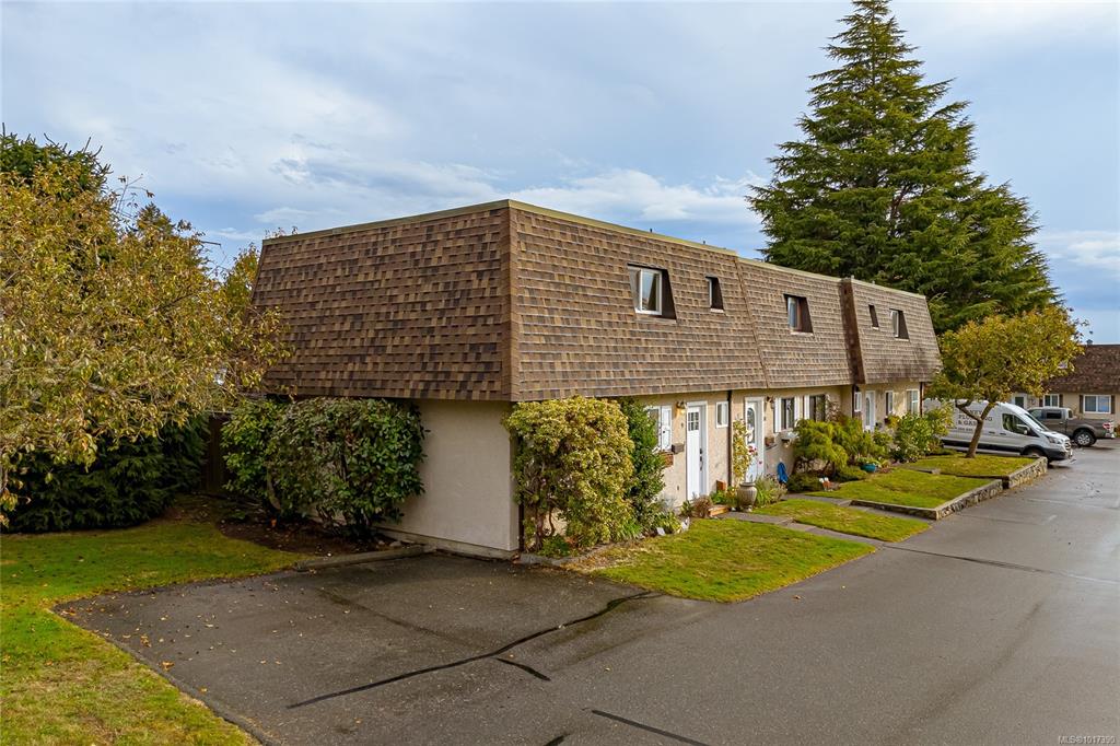 7675 East Saanich Rd, 1017390, BC,