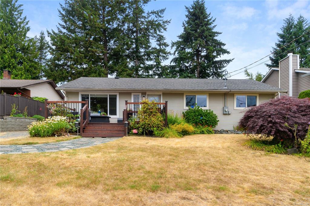 2586 Theresa Terr, 1017473, BC,
