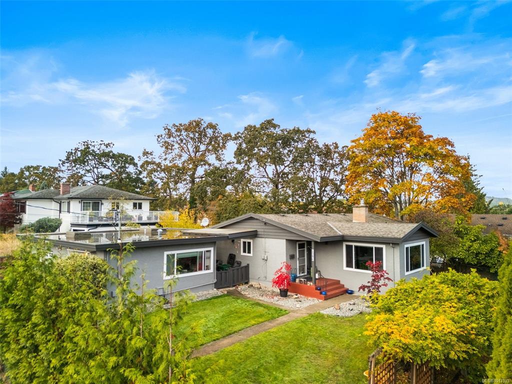 Second View of 1296 Garkil Rd, Saanich, BC, V9P 2L3