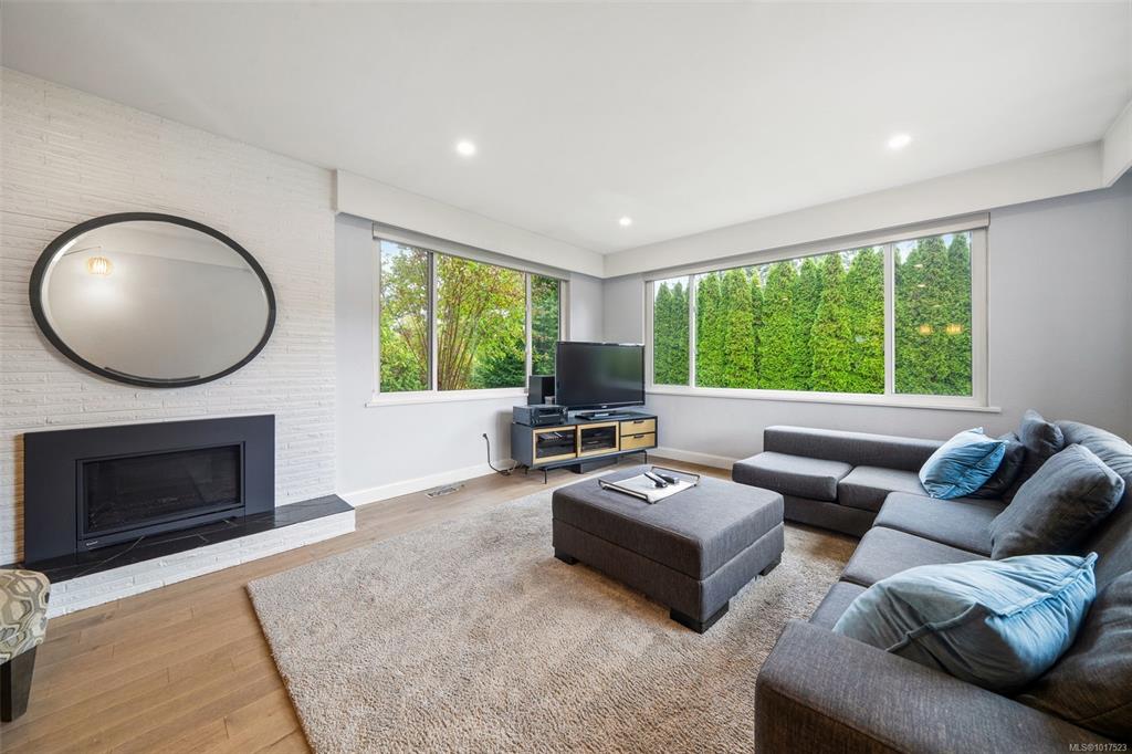 Third View of 1296 Garkil Rd, Saanich, BC, V9P 2L3