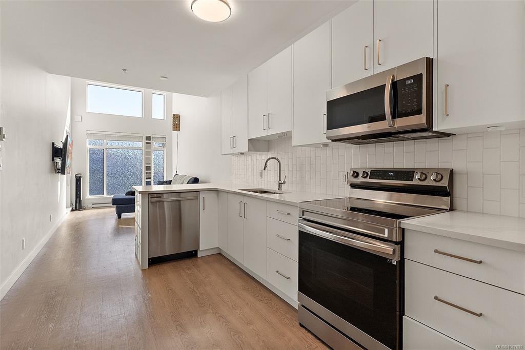 707 Treanor Ave, 1017632, BC,