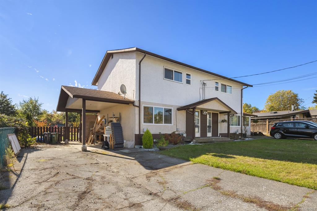 Third View of 3350 Limerick Rd, Duncan, BC, V9L 4P8