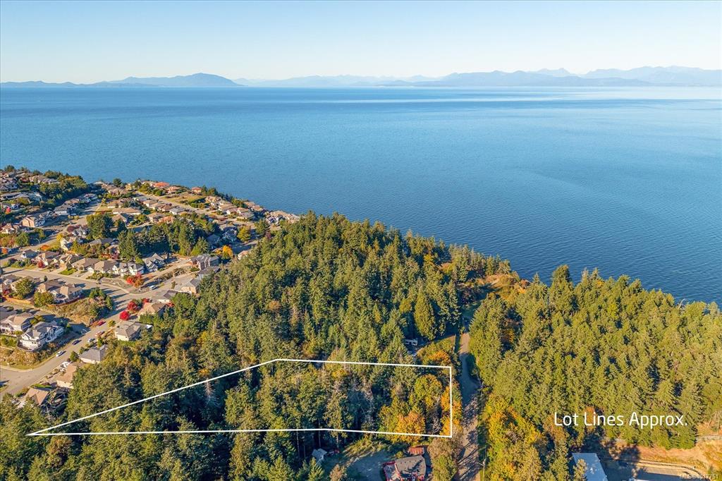 Third View of 4781 Mcguffie Rd, Nanaimo, BC, V9T 5B3