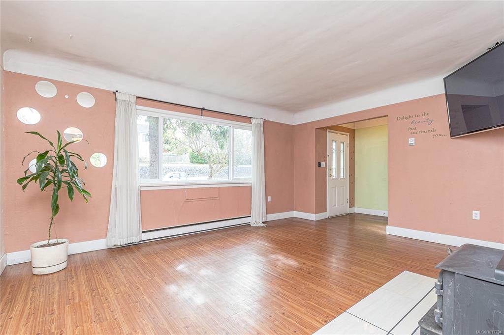 Fifth View of 1124 Colville Rd, Esquimalt, BC, V9A 4P7