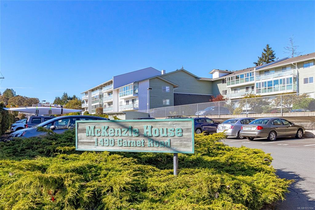 Second View of 1490 Garnet Rd, McKenzie House, Saanich, BC, V8P 5L1