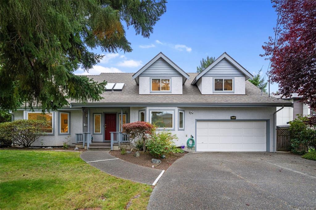 Second View of 1741 Barrie Rd, Saanich, BC, V8N 2W4