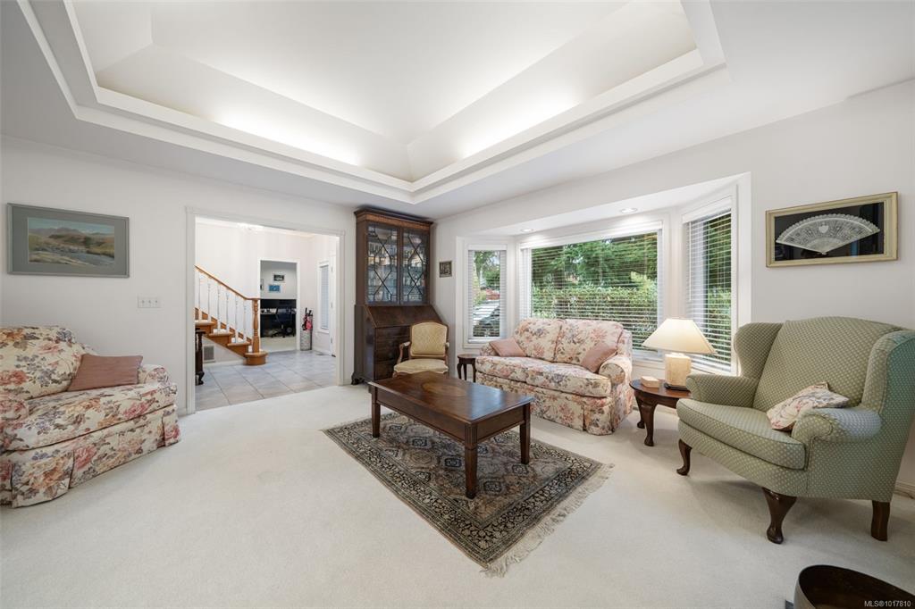 Fifth View of 1741 Barrie Rd, Saanich, BC, V8N 2W4