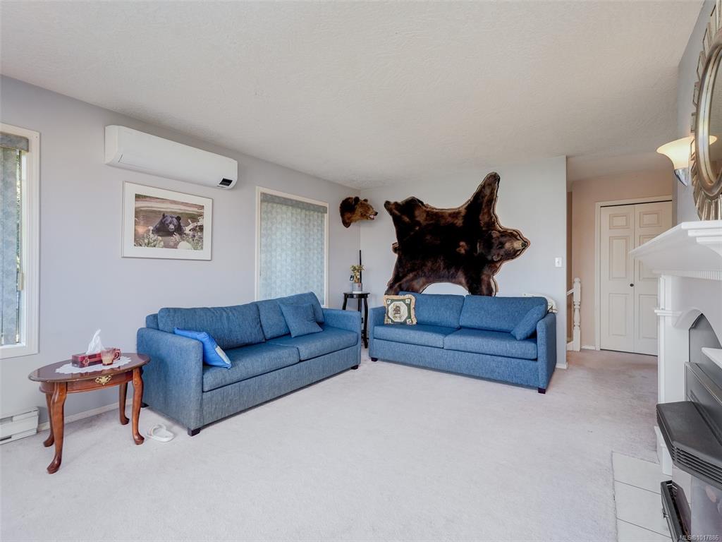 Fifth View of 1265 Woodway Rd, Esquimalt, BC, V9A 4W9