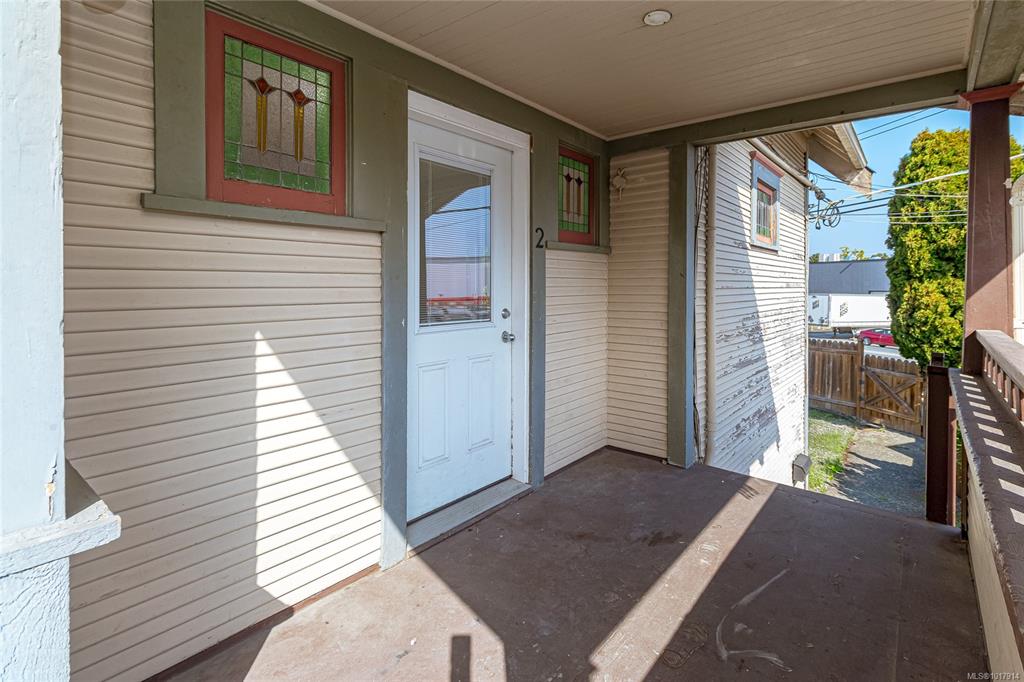 Fifth View of 841 Viewfield Rd, Esquimalt, BC, V9A 4V2