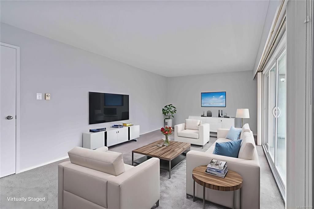 Fourth View of 190 Gorge Rd W, Willow Court, Saanich, BC, V9A 1M4