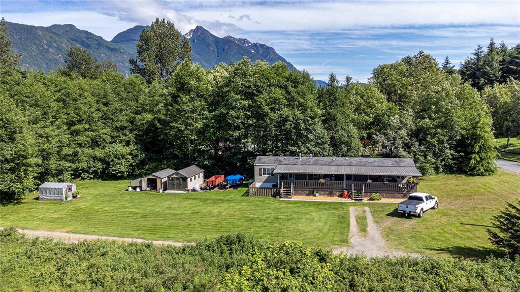 701 Kelsey Way, 1017920, BC,