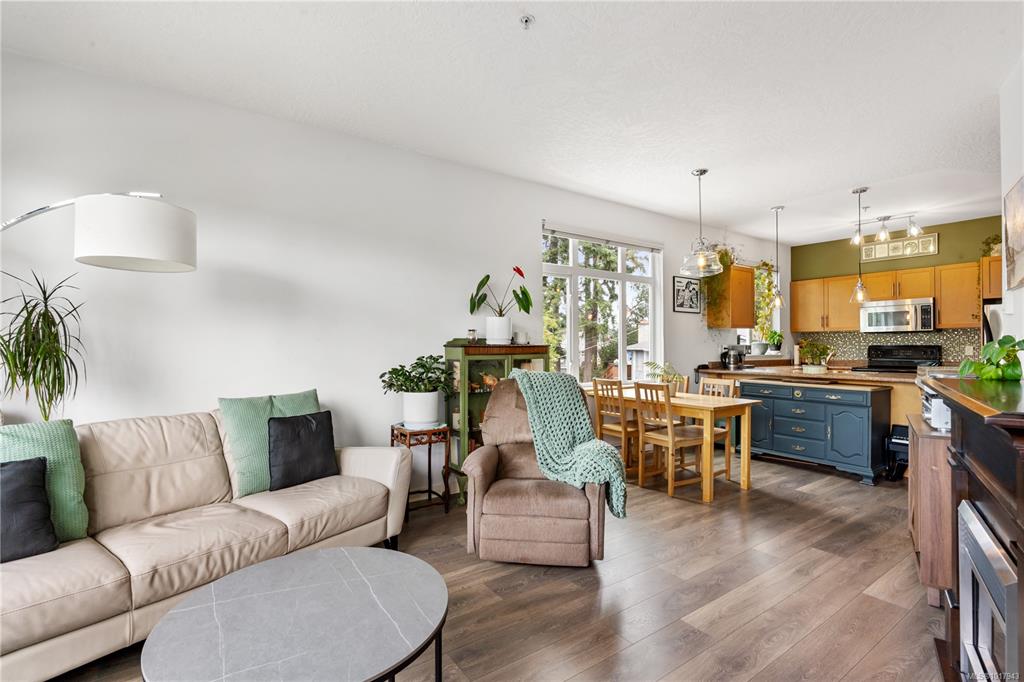 2220 Sooke Rd, 1017943, BC,