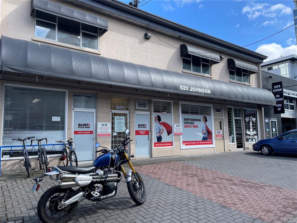Second View of 920 Johnson St, Victoria, BC, V8V 3N4