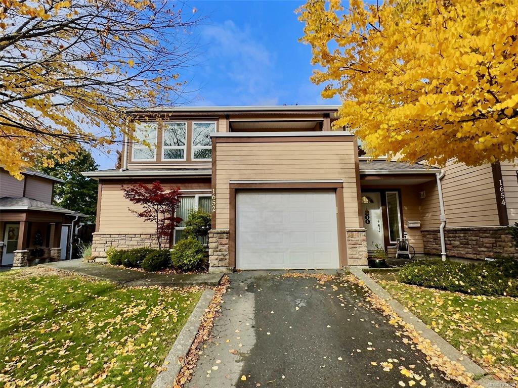 1652 Creekside Dr, 1017954, BC,