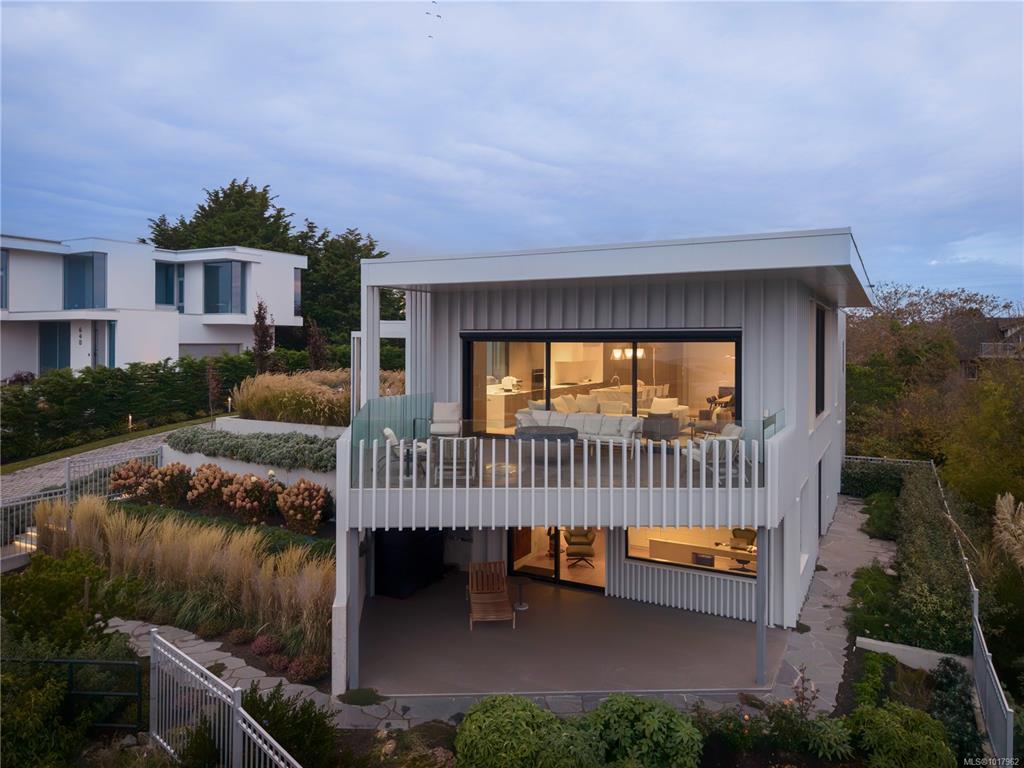 Third View of 642 Beach Dr, Oak Bay, BC, V8S 3N7
