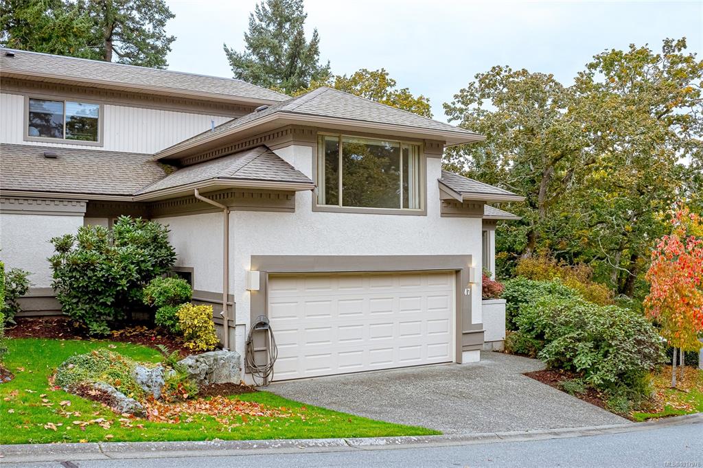 4300 Stoneywood Lane, 1017978, BC,
